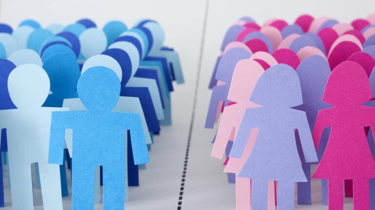 Gender gap, solo il 17% delle donne ai vertici aziendali